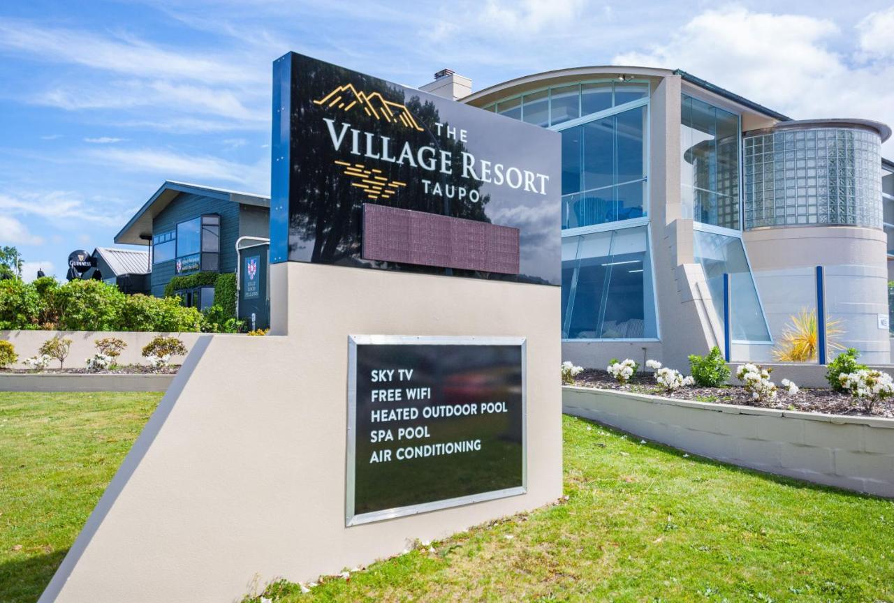 The Village Resort Taupo Exterior photo